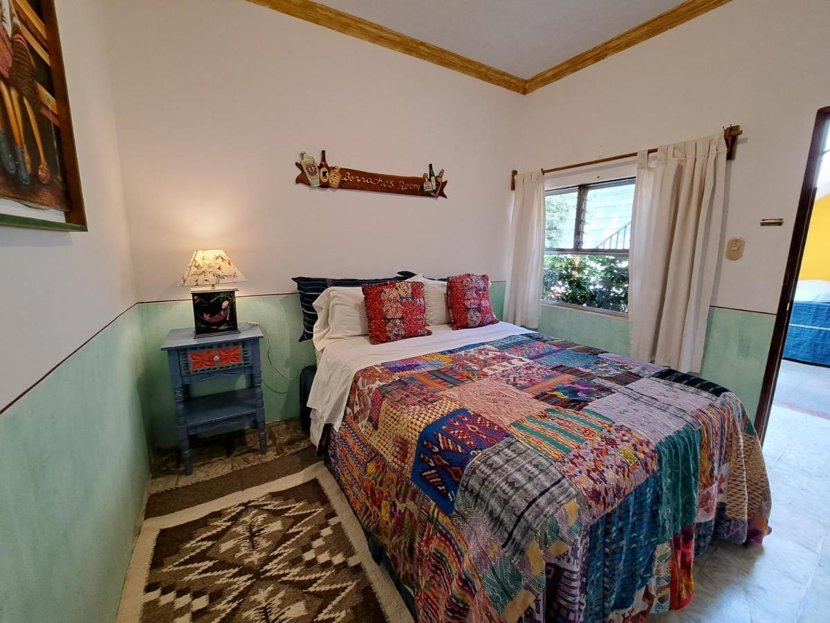Tweepersoonskamer met Gedeelde Badkamer